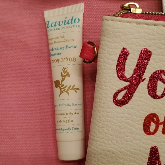 Beauty Sample Bag - Picture 6 of 6